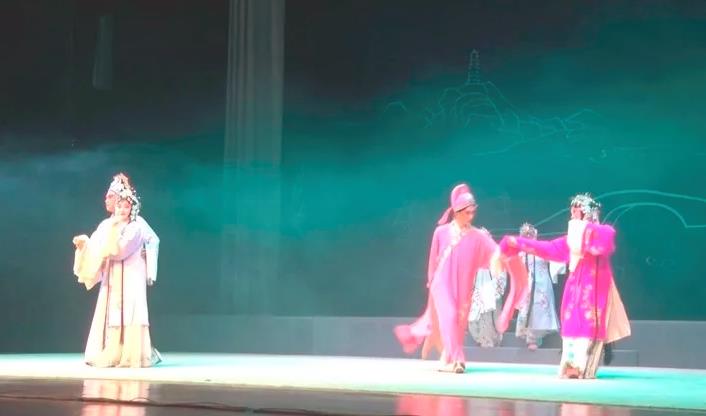 中原文化大舞台河南豫剧院青年团来遂平演出