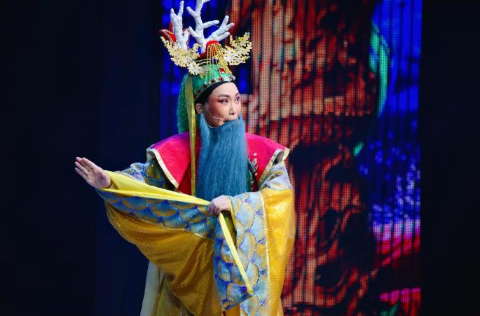 越剧商派老生稀为贵，传人胡国美回乡献艺情更高