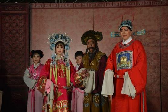 山东省吕剧院《姊妹易嫁》