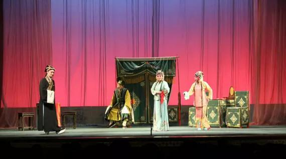 北洋大戏院建院110周年庆典展演吕剧专场《姊妹易嫁》、《墙头记》