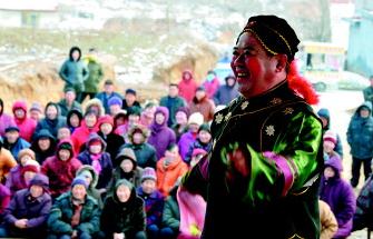 乳山市吕剧团&ldquo;戏送百村&rdquo;首场演出