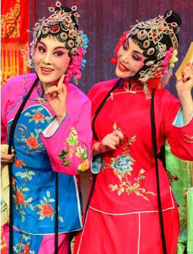 长安大戏院演出吕剧《姊妹易嫁》