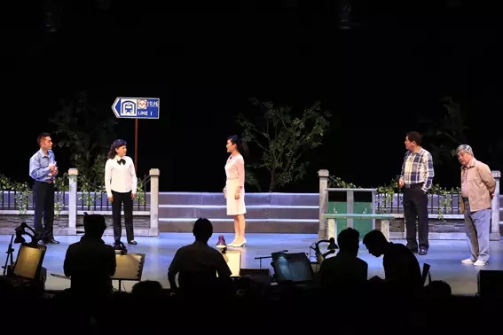 沪剧《51把钥匙》