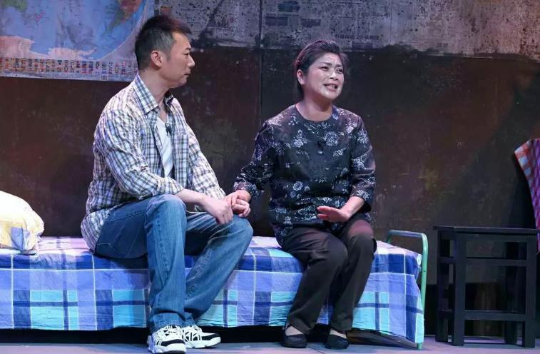 导演:于建福 由著名沪剧表演艺术家茅善玉的学生王彩珍和王派弟子沈伟