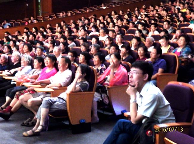 新版沪剧《邓世昌》在常州倾情上演