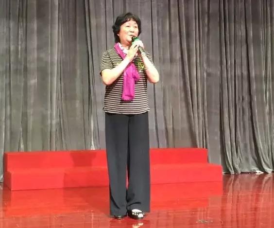 著名沪剧演员王姗妹