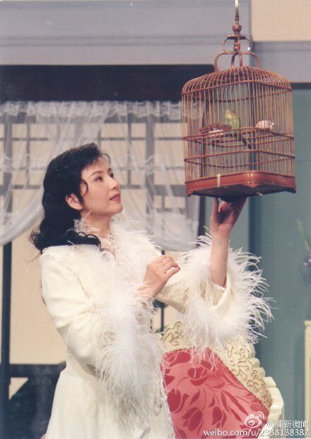 茅善玉《璇子》中饰“周璇”