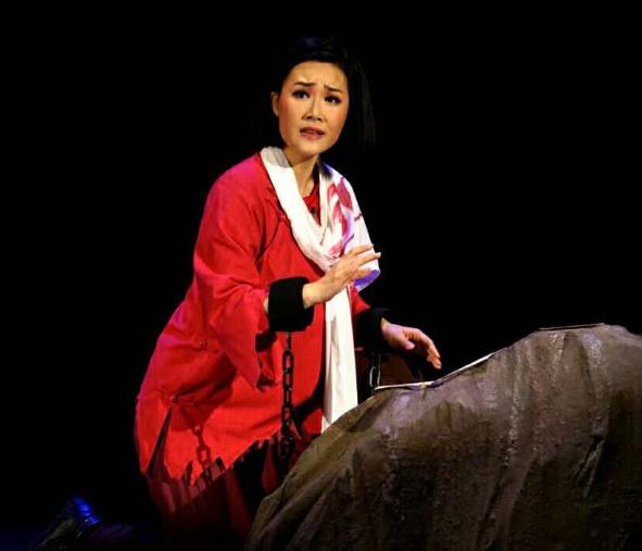 长宁沪剧团青春版《赵一曼》上演