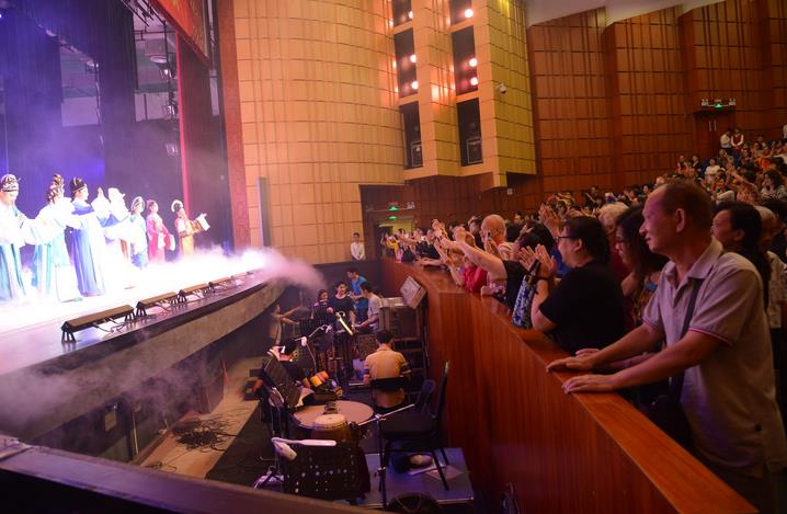 粤剧《魂牵珠玑巷》