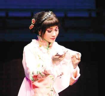 佛山粤剧团重演《小凤仙》