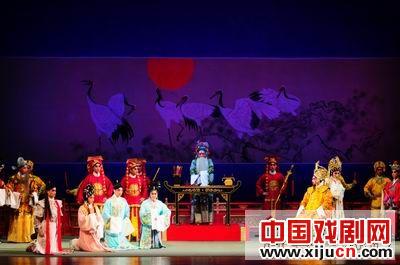 粤剧《金殿骄龙》