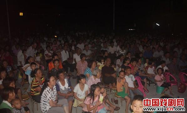 广州青年粤剧团风雨兼程