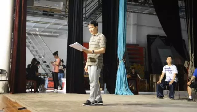 著名粤剧文武生、梅花奖得主黎骏声饰演面如冠玉的伯邑考