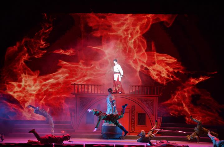 彭庆华、曾小敏领衔主演粤剧《梦·红船》