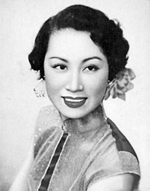 红线女电影往事：八年拍近100部