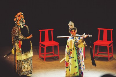 粤剧《霸王别姬》：&ldquo;锣边花&rdquo;武戏文做会怎么样