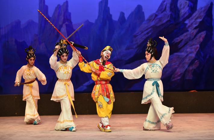 大型神话粤剧《三借芭蕉扇》