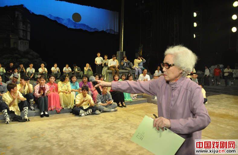 红线女助蒋文端角逐&ldquo;梅花奖&rdquo;