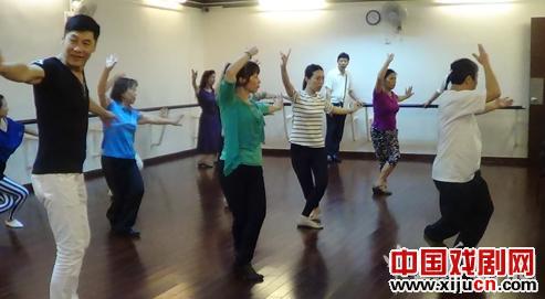 红豆生南国，春来发几枝&mdash;&mdash;浅谈举办红豆粤剧班的体会