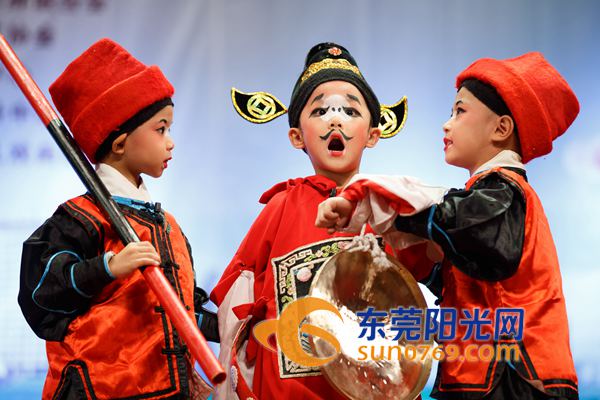 莞城&ldquo;莞邑红豆&rdquo;少儿粤剧曲艺专场精彩上演