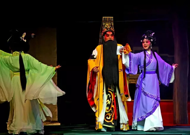 粤剧《秦王孟姜》