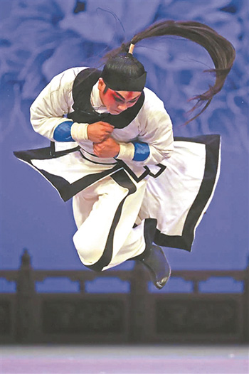 翻跟斗翻出粤剧文武生