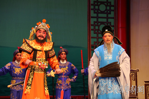 广州红豆粤剧团北海演出大获成功