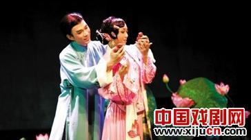 深圳市粤剧团新版现代粤剧《风雪夜归人》亮相第6届羊城国际粤剧节