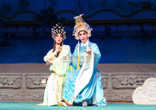 &ldquo;粤唱粤好&mdash;&mdash;顺德粤剧曲艺社展演&rdquo;场场满座