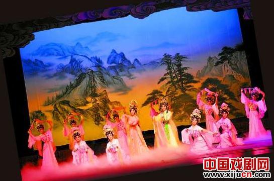 粤剧《蔡文姬》《宝莲灯》亮相&ldquo;欢乐广东&rdquo;全省优秀舞台艺术作品莅汕巡演活动