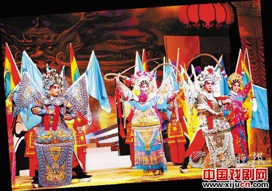 “粤剧新年盛会”气势恢宏