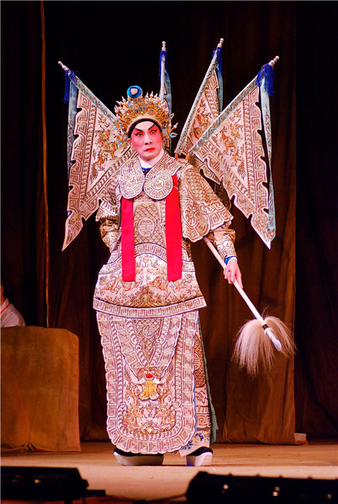 粤剧演员新剑郎