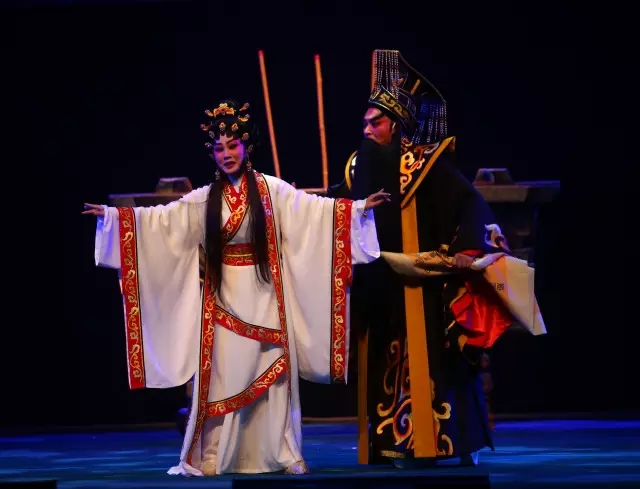 粤剧《秦王孟姜》