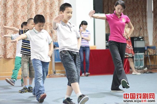 广东粤剧院&ldquo;亲近粤剧&mdash;&mdash;粤剧文化沙龙系列活动&rdquo;再次开班授课