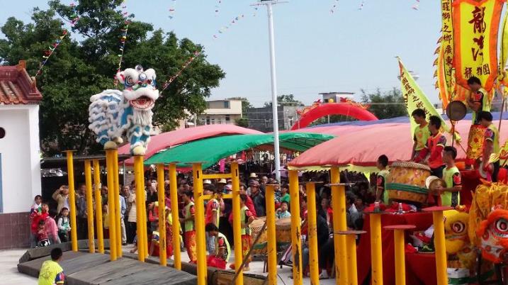 贺廉江秧脚地文化楼落成大庆