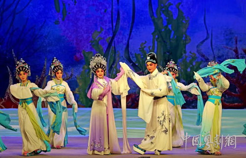 粤剧新秀挑大梁，艺术之花竞芬芳