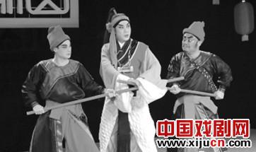 佛山粤剧传习所为110人的粤剧私伙局免费&ldquo;度身订造&rdquo;