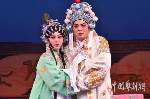 粤剧名家下基层，冬日送戏暖化州