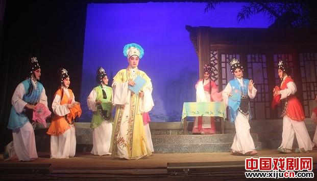 广州青年粤剧团开发新的演出市场