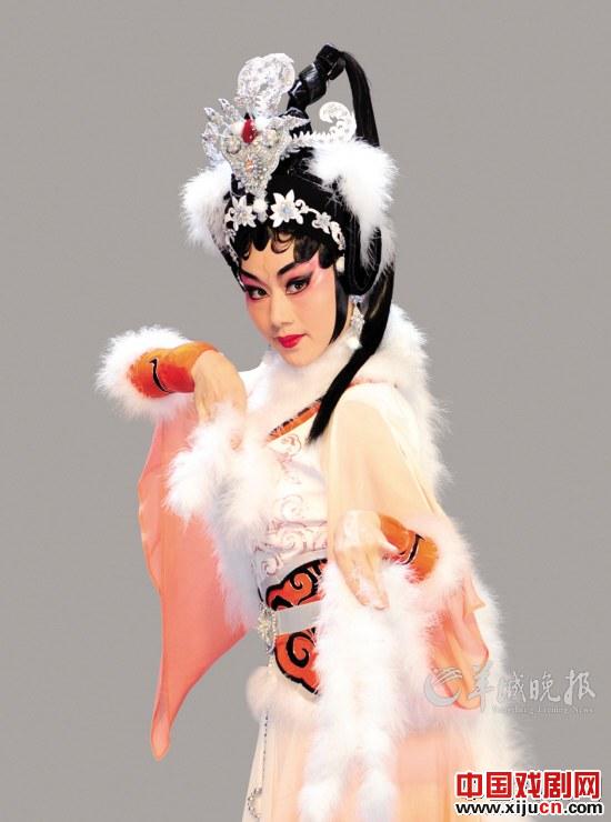 新编粤剧《观音情度韦陀天》九尾狐