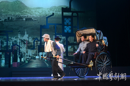 弘扬爱国精神 粤剧《道•路》在梧上演