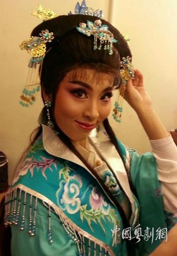 艺习南北、锐意进取&mdash;&mdash;记粤剧界第一位硕士研究生葛锐娟