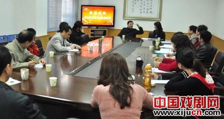 省文化厅副厅长马新民等来到广东粤剧院调研