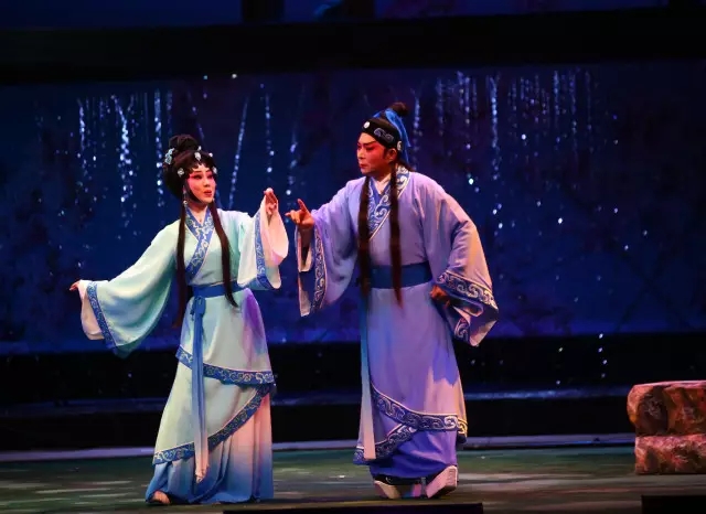 粤剧《秦王孟姜》