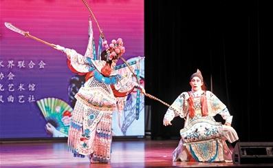 宝安举办第三届粤剧粤曲展演大赛 让更多年轻人喜欢粤剧