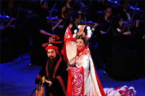 粤剧宗师红线女传承人琼霞 亲述红派文化底蕴