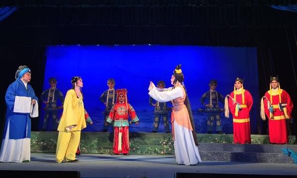 春班开年第一台演出