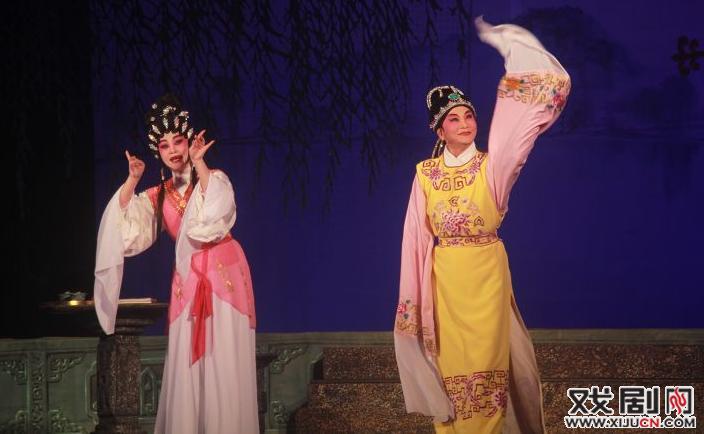 粤剧《鸳鸯泪洒莫愁湖》