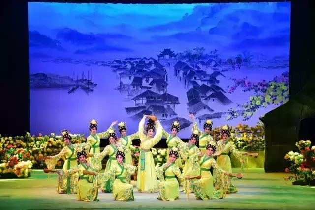 粤剧《魂牵珠玑巷》