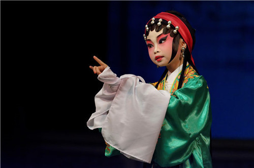 港澳艺团巡演内地，声辉粤剧首演北京